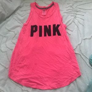 PINK by Victoria’s Secret TANKTOP